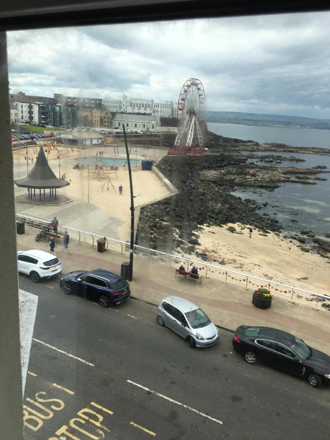 On The Prom Aparthotel Portstewart Exterior foto